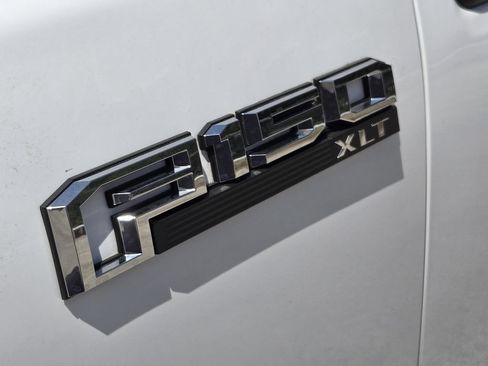 Used 2019 Ford F150 XLT w/ Equipment Group 301A Mid RWD image 10