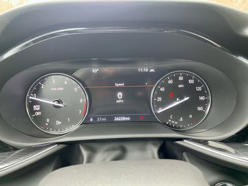 Used 2023 Buick Envision Essence image 24