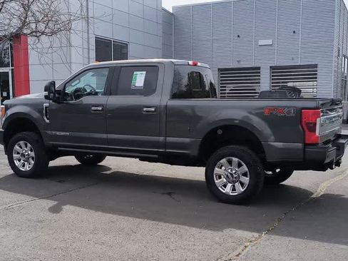 Used 2017 Ford F350 Platinum w/ Platinum Ultimate Package AWD/4WD image 6