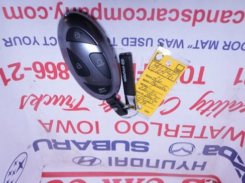 New 2026 Hyundai Elantra Limited image 41