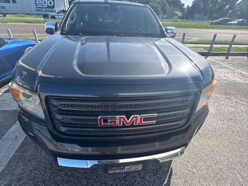 Used 2017 GMC Canyon SLT w/ Driver Alert Package AWD/4WD image 2