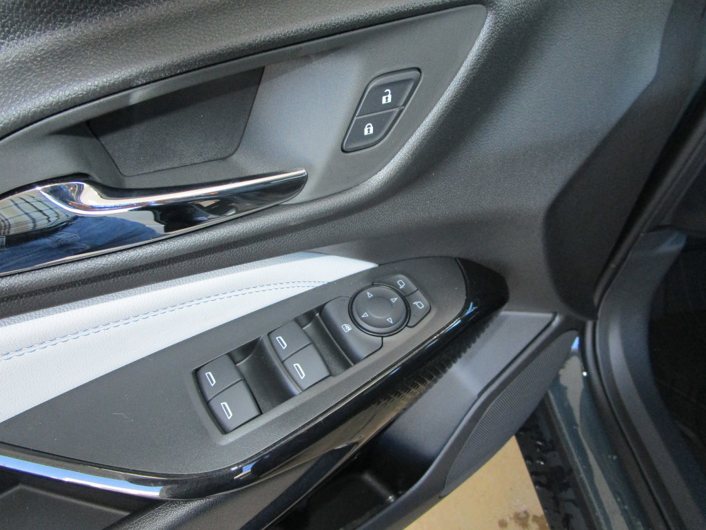 New 2026 Chevrolet Trax LT w/ LT Convenience Package FWD image 20