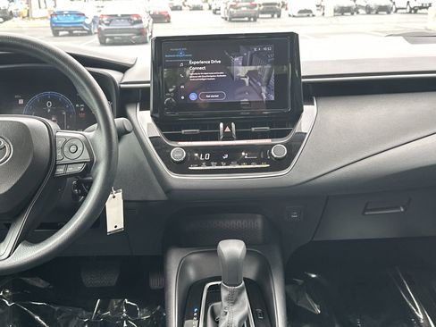 Used 2026 Toyota Corolla LE FWD image 30