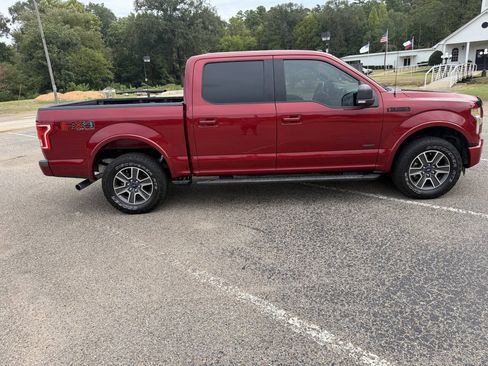 Used 2016 Ford F150 XLT w/ Equipment Group 302A Luxury AWD/4WD image 3