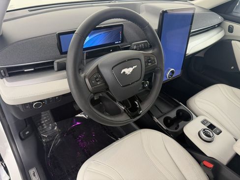 Used 2022 Ford Mustang Mach-E Premium w/ Ice White Appearance Package AWD/4WD image 15