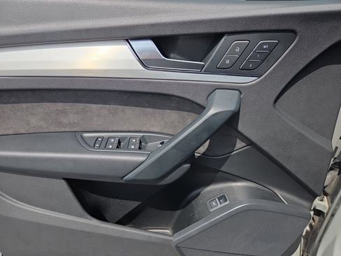 Used 2020 Audi SQ5 Premium w/ Convenience Package AWD/4WD image 18