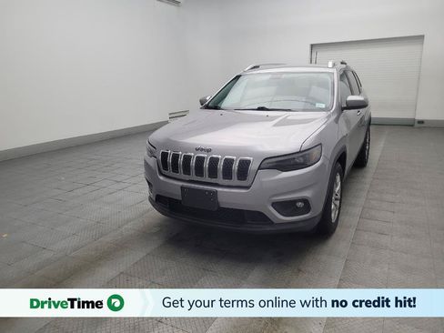 Used 2019 Jeep Cherokee Latitude Plus w/ Comfort/Convenience Group FWD image 1