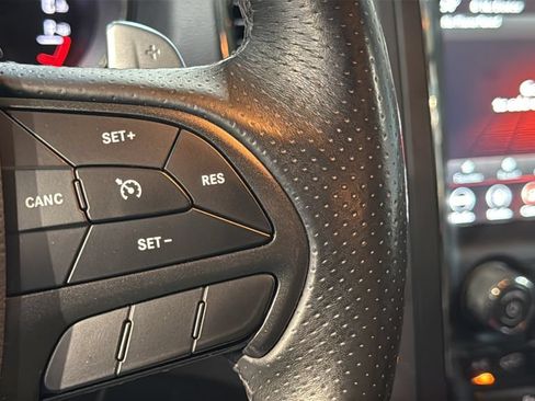 Used 2018 Dodge Durango GT AWD/4WD image 26