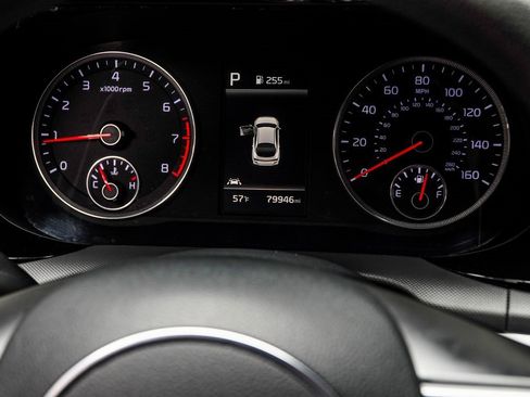 Used 2022 Kia K5 LXS image 32