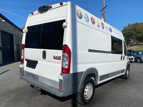 Used 2015 RAM ProMaster 2500 w/ Mopar Trailer Tow Group FWD image 3