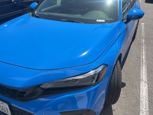 Used 2022 Honda Civic Sport Touring image 2