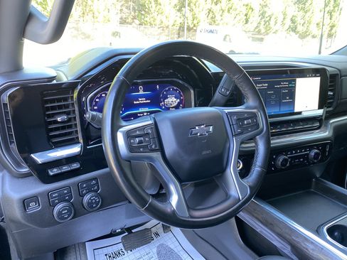 Used 2024 Chevrolet Silverado 2500 LTZ w/ LTZ Plus Package AWD/4WD image 17