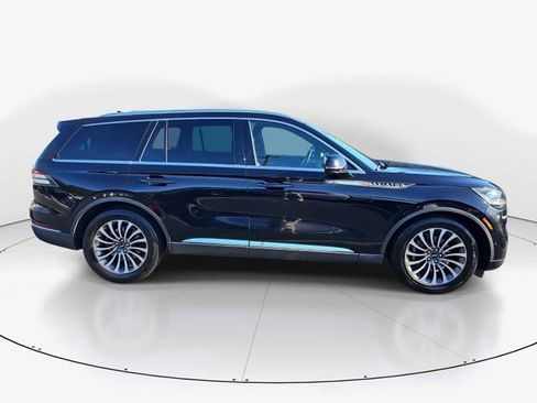 Used 2020 Lincoln Aviator Reserve w/ Equipment Group 201A image 2
