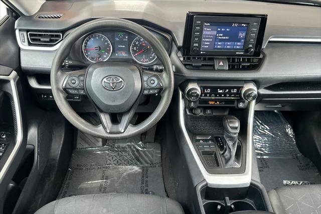 Certified 2022 Toyota RAV4 XLE w/ Convenience Package FWD image 15
