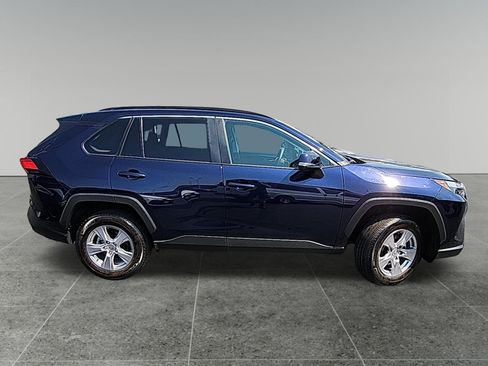 Used 2025 Toyota RAV4 XLE AWD/4WD image 8