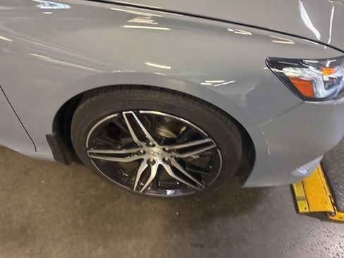 Used 2022 Honda Accord Touring image 9