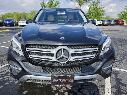 Used 2019 Mercedes-Benz GLE 400 4MATIC w/ Premium 2 Package image 15