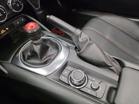 Used 2016 MAZDA MX-5 Miata Grand Touring image 41