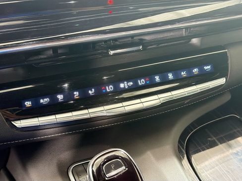 Used 2021 Cadillac Escalade Sport w/ Driver Assist Tech Package AWD/4WD image 16
