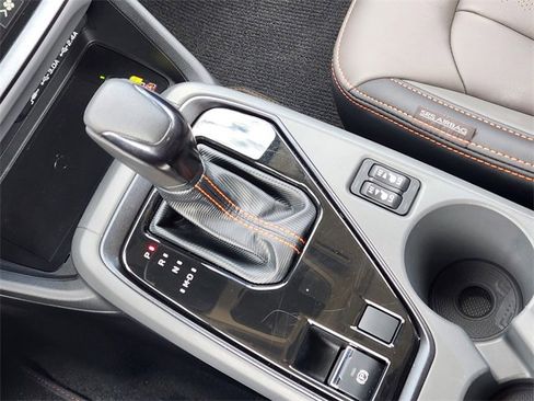 Certified 2025 Subaru Crosstrek 2.5i Limited w/ Crosstrek Mirror Package image 21