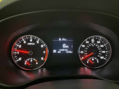 Used 2022 Kia Sportage Nightfall Edition image 8