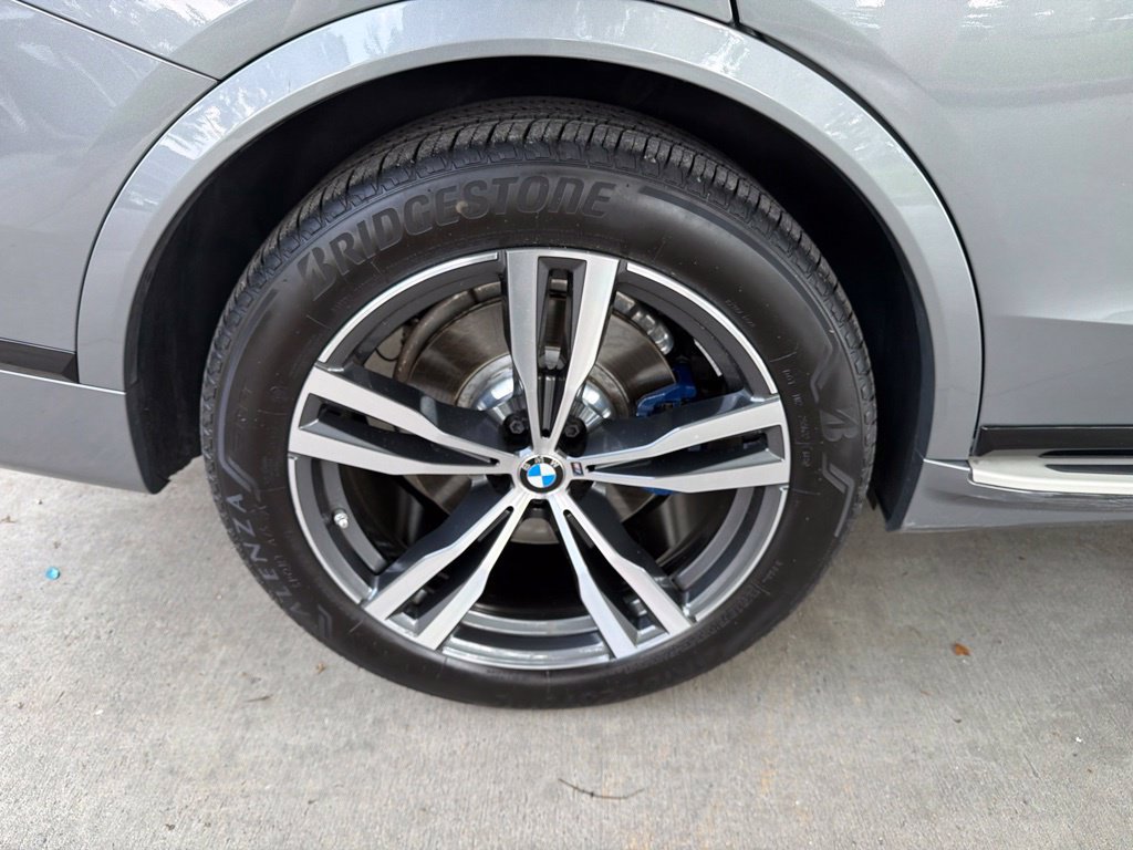 Used 2026 BMW X7 xDrive40i AWD/4WD image 25