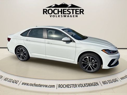 Used 2026 Volkswagen Jetta Sport FWD image 12