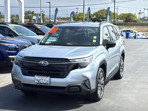Used 2026 Subaru Forester Touring AWD/4WD image 3