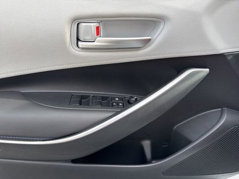 Used 2020 Toyota Corolla SE image 16