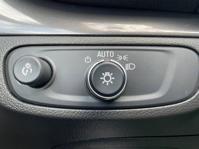 Used 2019 Buick Encore Preferred FWD image 13