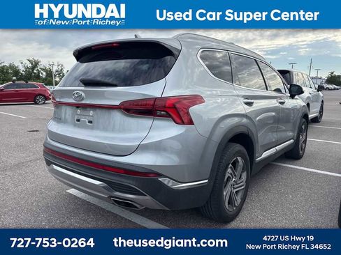Used 2021 Hyundai Santa Fe SEL w/ Convenience Package image 3