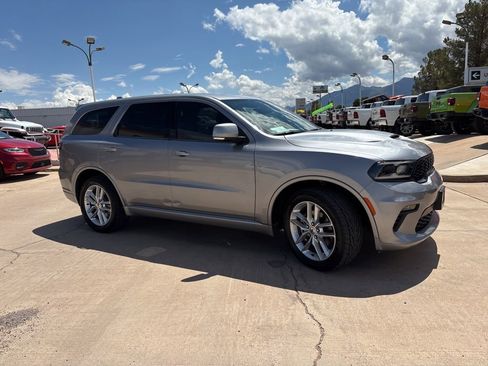 Used 2021 Dodge Durango GT RWD image 3