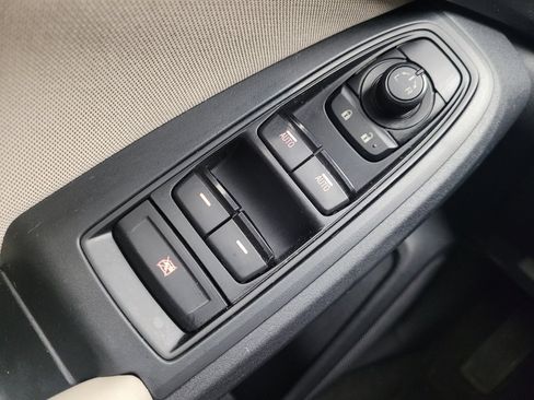 Used 2019 Subaru Impreza 2.0i w/ Eyesight AWD/4WD image 27