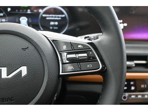 New 2026 Kia Seltos EX image 22