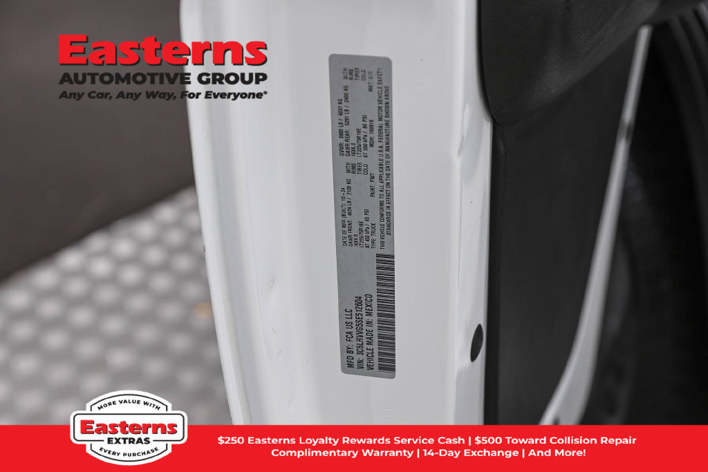 Used 2025 RAM ProMaster 2500 w/ Convenience Group FWD image 31