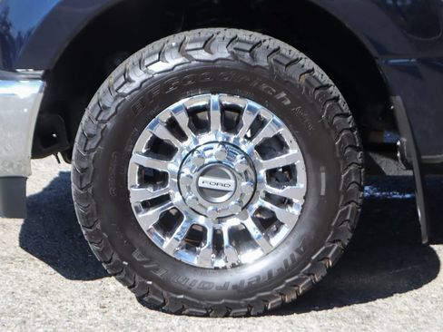 Used 2022 Ford F250 XLT w/ XLT Value Package RWD image 35
