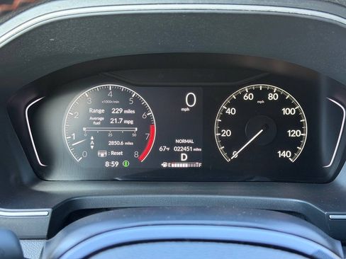 Used 2025 Honda Pilot Sport image 26