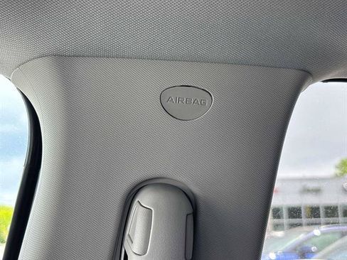 Certified 2022 Jeep Compass Latitude w/ Convenience Group AWD/4WD image 27