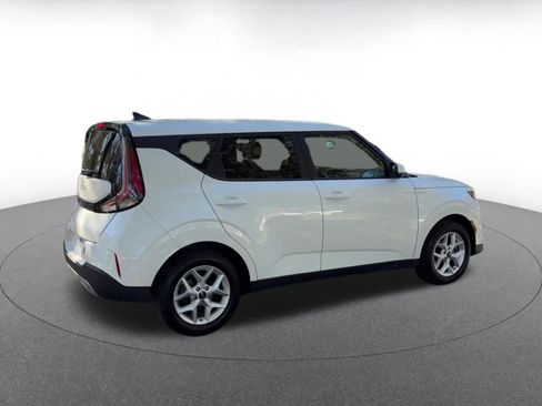 Used 2025 Kia Soul LX w/ LX Technology Package image 15