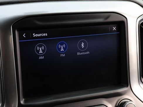 Used 2020 Chevrolet Silverado 1500 LT image 31