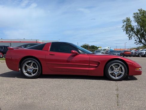 Used 2002 Chevrolet Corvette Coupe w/ Preferred Equipment Group2 RWD image 10