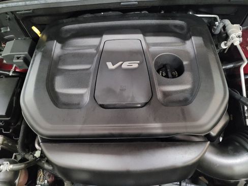 Used 2018 Jeep Grand Cherokee Limited AWD/4WD image 30