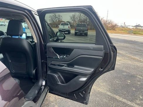 Used 2023 Lincoln Corsair Reserve w/ Equipment Group 201A image 17