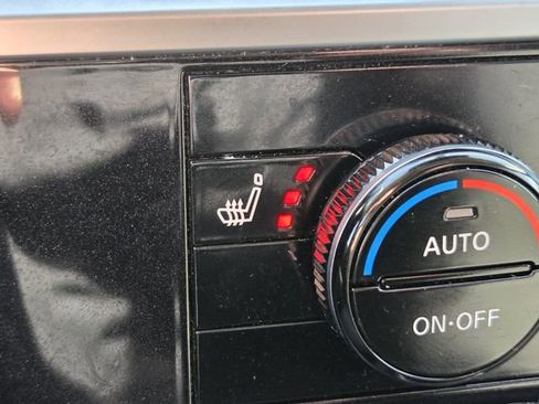 Certified 2024 Nissan Pathfinder SV image 20