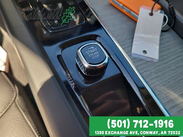 Used 2025 Volvo XC60 B5 Plus w/ Protection Package Premier AWD/4WD image 20