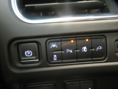 Used 2021 GMC Yukon XL SLT RWD image 41