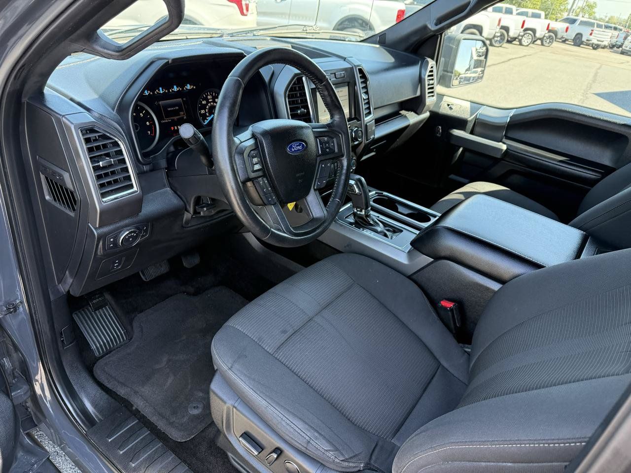 Used 2017 Ford F150 XLT w/ Equipment Group 302A Luxury AWD/4WD image 13
