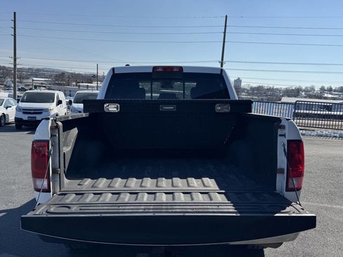 Used 2017 RAM 1500 Classic SLT image 45