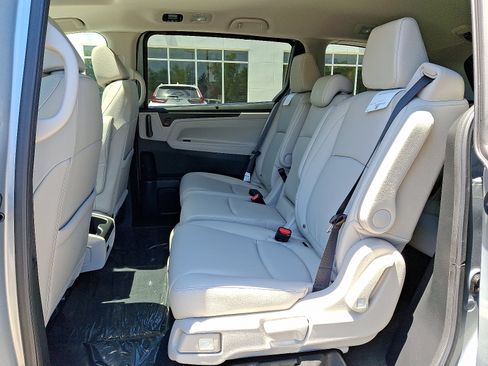 New 2026 Honda Odyssey EX-L image 7