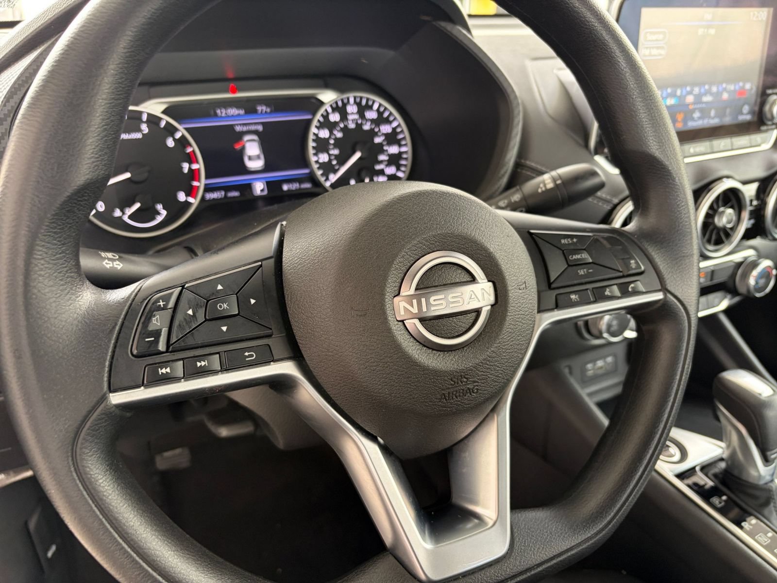 Used 2025 Nissan Sentra SV FWD image 27